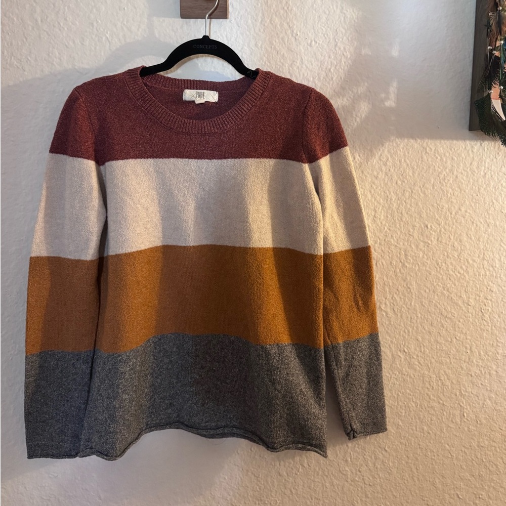 Red and White Crew Neck Sweater with Classic Fit